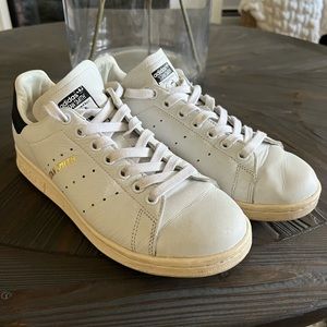 Genuine Adidas Stan Smith Men’s sz 6